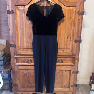 White House Black Market Jumpsuit - Size 4